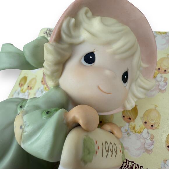 1999 Slide Into The Next Millennium w/Joy PRECIOUS MOMENTS porcelain figurine - Picture 8 of 11
